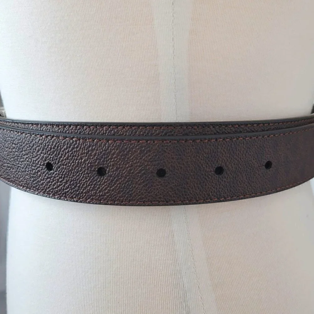 Michael Kors Signature Belt, Reversible Logo Brown/Plain Brown Size 34 or M